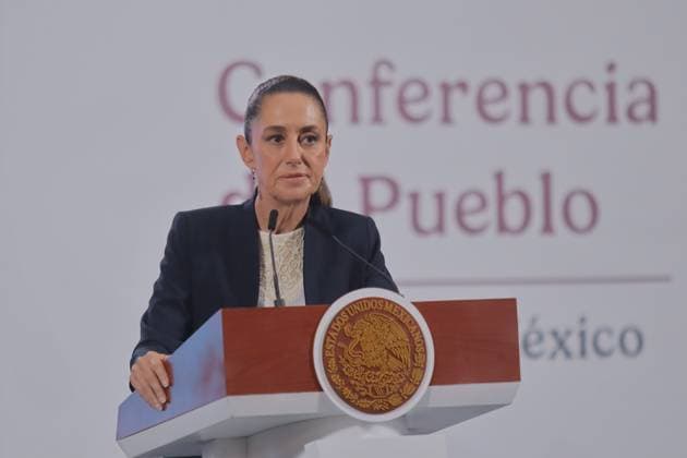 Mexico™s President Claudia Sheinbaum Holds Briefing Mexico s President Claudia Sheinbaum speaks during a news conference, where she talk about the meeting she held with the relatives of the disappeared from Ayotzinapa, at National Palace. on July 30, 2025 in Mexico City, Mexico. Mexico City CDMX Mexico Copyright: xCarlosxSantiagox