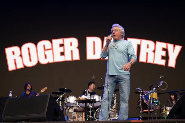 Bilder des Jahres 2025, Entertainment 07 Juli HALIFAX, ENGLAND: Roger Daltrey performs at The Piece Hall HALIFAX, ENGLAND: Roger Daltrey performs at The Piece Hall Featuring: Roger Daltrey Where: Halifax, United Kingdom When: 30 Jul 2025 Credit: Graham Finney WENN Halifax United Kingdom Copyright: xWENNx wenn40565166 x wenn40565166