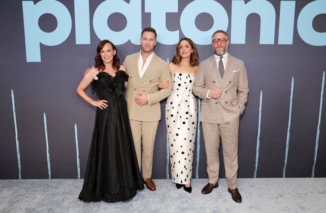 30 July 2025 . Los Angeles, California -Carla Gallo, Luke Macfarlane, Rose Byrne, Seth Rogen At Premiere Event Of Apple TV+ s Platonic Season 2 held at Hammer Museum in Los Angeles. Los Angeles USA - ZUMAa123 20250730_zaa_a123_018 Copyright: xFSx