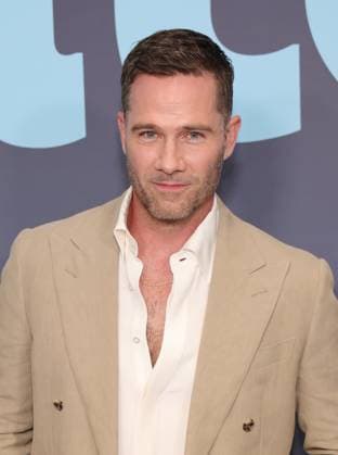 30 July 2025 . Los Angeles, California Luke Macfarlane At Premiere Event Of Apple TV+ s Platonic Season 2 held at Hammer Museum in Los Angeles. Los Angeles USA - ZUMAa123 20250730_zaa_a123_094 Copyright: xFSx