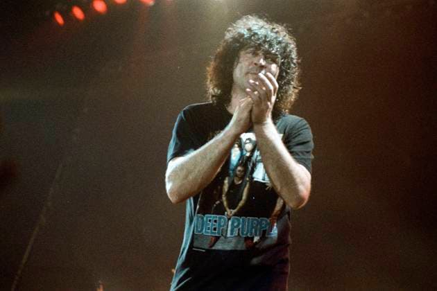 Ian Gillan von Deep Purple live bei einem Konzert in der Hans-Martin-Schleyer-Halle. Stuttgart, 18.02.1987 *** Ian Gillan of Deep Purple live at a concert in the Hans Martin Schleyer Halle Stuttgart, 18 02 1987 Foto:xG.xDixRosa xFuturexImagex purple_7201