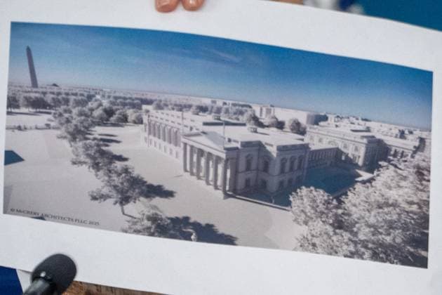 July 31, 2025, Washington, District of Columbia, USA: White House Press Secretary Karoline Leavitt speaks at the press briefing on July 31, 2025 and shows renderings of the new White House State Ballroom to be built by President Donald Trump starting this September. The facility will hold 650 people and cost nearly 00 million. Washington USA - ZUMAl312 20250731_znp_l312_006 Copyright: xAndrewxLeydenx