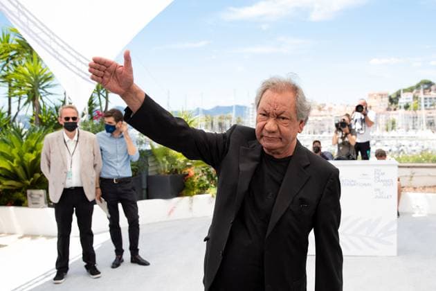 Tony Gatlif au photocall du film Tom Medina (Cinéma de la plage) lors du 74ème festival international du film de Cannes le 9 juillet 2021 Borde Jacovides Moreau Bestimage Photocall of the movie Tom Medina during 74th Cannes Film Festival in Cannes on july 9th 2021 Cannes France *** Tony Gatlif au photocall du film Tom Medina Cinéma de la plage lors du 74ème festival international du film de Cannes le 9 juillet 2021 Borde Jacovides Moreau Bestimage Photocall of the movie Tom Medina during 74th Cannes Film Festival in Cannes on july 9th 2021 Cannes France  Copyright: xJACOVIDES-BORDE-MOREAUx xBESTIMAGExJACOVIDES-BORDE-MOREAUx xBESTIMAGEx