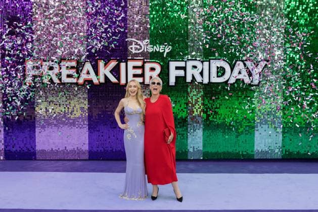 Freakier Friday UK Premiere in London LONDON, UNITED KINGDOM - JULY 31: Lindsay Lohan and Jamie Lee Curtis react as the confetti is released during the UK premiere of Disney s Freakier Friday at Odeon Luxe in Leicester Square in London, United Kingdom on July 31, 2025. Wiktor Szymanowicz Anadolu London United Kingdom. Editorial use only. Please get in touch for any other usage.  Copyright: x2025xAnadoluxWiktorxSzymanowiczx