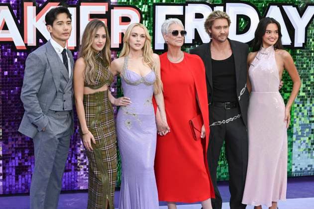 Manny Jacinto, Julia Butters, Lindsay Lohan, Jamie Lee Curtis, Chad Michael Murray und Sophia Hammons bei der Premiere des Kinofilms Freakier Friday im Odeon Luxe Leicester Square. London, 31.07.2025