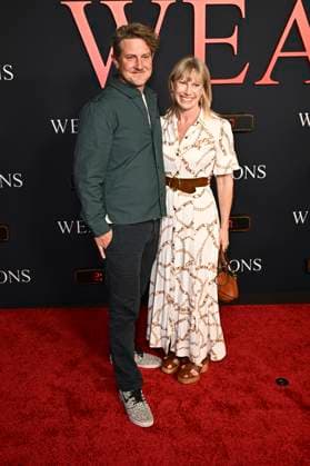 Larkin Seiple mit Begleitung bei der Weltpremiere des Kinofilms Weapons im United Theatre on Broadway. Los Angeles, 31.07.2025
