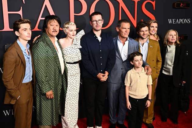 Austin Abrams, Benedict Wong, Julia Garner, Cary Christopher, Josh Brolin, Ehrenreich, June Diane Raphael und Amy Madigan bei der Weltpremiere des Kinofilms Weapons im United Theatre on Broadway. Los Angeles, 31.07.2025