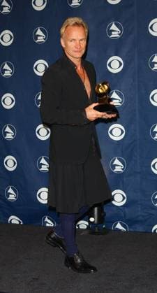 GRAMMY PRESSROOM FB Feb. 8, 2004 - Los Angeles, CALIFORNIA, USA - K35261FB.THE 46TH ANNUAL GRAMMY AWARDS - PRESS ROOM.STAPLES CENTER, LOS ANGELES, CALIFORNIA.02 08 2004. FITZROY BARRETT 2004.STING Copyright: xFitzroyxBarrettx
