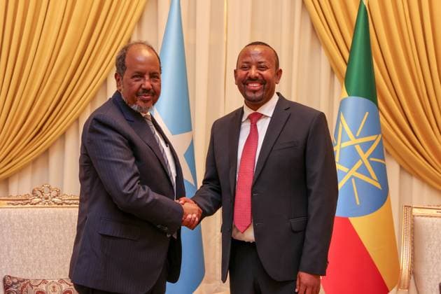 Hassan Sheikh Mohamud - Abiy Ahmed meeting in Ethiopia ADDIS ABABA, ETHIOPIA - FEBRUARY 15: (----EDITORIAL USE ONLY - MANDATORY CREDIT - SOMALI PRESIDENCY HANDOUT - NO MARKETING NO ADVERTISING CAMPAIGNS - DISTRIBUTED AS A SERVICE TO CLIENTS---) Somali President Hassan Sheikh Mohamud (L) meets with Ethiopian Prime Minister Abiy Ahmed (R) as part of the 38th African Union Summit in Addis Ababa, Ethiopia on February 15, 2025. Addis Abeba Ethiopia. Editorial use only. Please get in touch for any other usage.  Copyright: x2025xAnadoluxSomalixPresidencyx