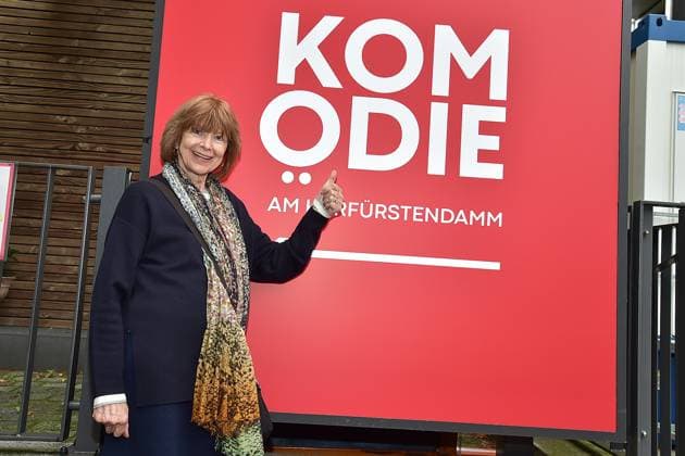 Theater Premiere VANYA KOMÖDIE Ursula Monn Ankunft zur Theater Premiere VANYA KOMÖDIE am Kurfürstendamm im neuen Haus, im Berliner Ensamble in Berlin, am 03.08.2025