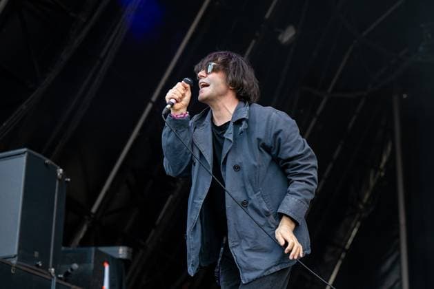 Heritage Live music festival in Essex, UK - 02 Aug 2025 Tim Burgess of The Charlatans seen performing live on stage during the Heritage Live music festival. Heritage Live music festival was held at The Audley End Estate in Essex. Bands playing were Ash, The Charlatans and The Manic Street Preachers, Opening and the day was a DJ set from Chris Moyles who then hosted the days event by introducing the bands to the stage. Essex United Kingdom Copyright: xBonniexBritainx xSOPAxImagesx ACB06855