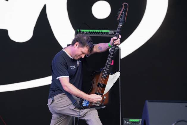 August 2, 2025, Essex, United Kingdom: Mark Hamilton of the band Ash seen performing live on stage during the Heritage Live music festival. Heritage Live music festival was held at The Audley End Estate in Essex. Bands playing were Ash, The Charlatans and The Manic Street Preachers, Opening and the day was a DJ set from Chris Moyles who then hosted the days event by introducing the bands to the stage. Essex United Kingdom - ZUMAs197 20250802_aaa_s197_495 Copyright: xBonniexBritainx