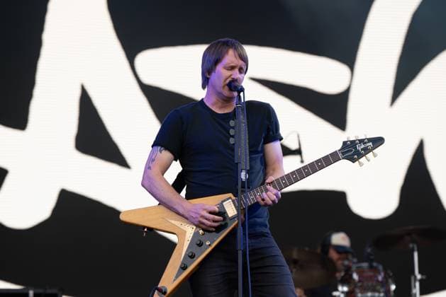 August 2, 2025, Essex, United Kingdom: Tim Wheeler of the band Ash seen performing live on stage during the Heritage Live music festival. Heritage Live music festival was held at The Audley End Estate in Essex. Bands playing were Ash, The Charlatans and The Manic Street Preachers, Opening and the day was a DJ set from Chris Moyles who then hosted the days event by introducing the bands to the stage. Essex United Kingdom - ZUMAs197 20250802_aaa_s197_503 Copyright: xBonniexBritainx