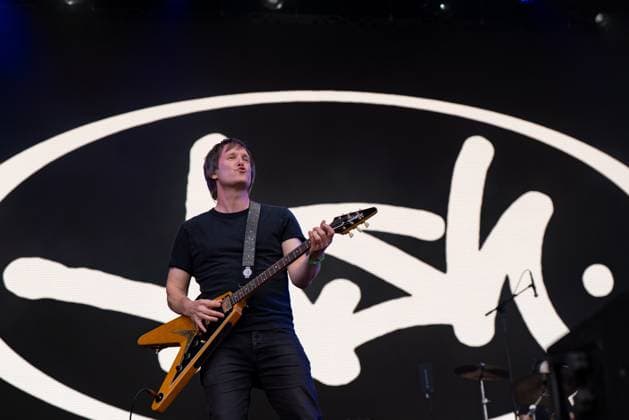 August 2, 2025, Essex, United Kingdom: Tim Wheeler of the band Ash seen performing live on stage during the Heritage Live music festival. Heritage Live music festival was held at The Audley End Estate in Essex. Bands playing were Ash, The Charlatans and The Manic Street Preachers, Opening and the day was a DJ set from Chris Moyles who then hosted the days event by introducing the bands to the stage. Essex United Kingdom - ZUMAs197 20250802_aaa_s197_504 Copyright: xBonniexBritainx