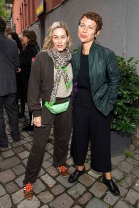 abb Gesine Cukrowski und Agnes Mann Schauspielerin zu Gast anlaesslich der Deutschen Erstauffuehrung vom Theaterstueck Vanja von der Komoedie am Kurfuerstendamm im Neuen Haus des Berliner Ensemble am 03.August 2025 in Berlin Berlin Deutschland