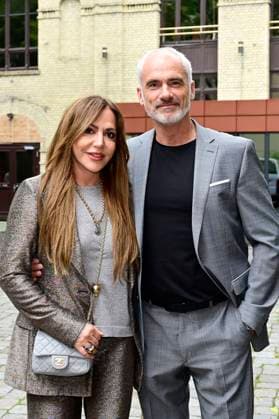 Simone Thomalla mit Partner Rene Marchand bei der Premiere des Theaterstücks Vanya in der Komödie am Kurfürstendamm im Neuen Haus des Berliner Ensemble. Berlin, 03.08.2025