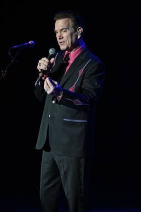 Chris Isaak performs at The Parker FORT LAUDERDALE, FL - AUGUST 02: Chris Isaak performs at The Parker on August 2, 2025 in Fort Lauderdale Florida. CAP MPI04 MPI04 Fort Lauderdale Florida United States Copyright: xMPI04 CapitalxPicturesx