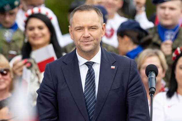 08.08.2025 KOLBUSZOWA WIZYTA PREZYDENTA RP KAROLA NAWROCKIEGO NA PODKARPACIU PREZENTACJA INICJATYWY USTAWODAWCZEJ - PIT ZERO - RODZINA NA PLUS N Z PREZYDENT KAROL NAWROCKI FOT JAKUB KOFLUK FOTONEWS NEWSPIX.PL --- Newspix.pl POLISH PRESIDENT KAROL NAWROCKI VISITS KOLBUSZOWA POLAND OUT!  20250808FNMG032