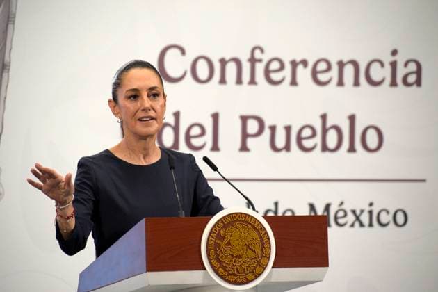 Mexico™s President Claudia Sheinbaum Holds Briefing Mexican President Claudia Sheinbaum Pardo speaks about the case of plagiarism of the traditional Mexican huarache by the Adidas Oaxaca Slip On, the Adidas tennis brand, and Willy Chavarria during a press conference at the National Palace. on August 8, 2025 in Mexico City, Mexico. (Photo by Luis Barron Grupo Eyepix) Copyright: xLuisxBarronx xEyepixxGroupx LB_08082025_165089