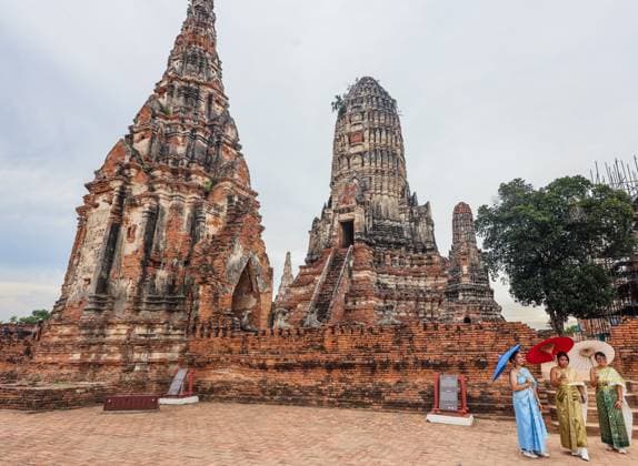 News Themen der Woche KW32 Ayutthaya, Thailand Ayutthaya, Thailand , Wat Chai Watthanaram, Ayutthaya, Thailand , Wat Chai Watthanaram, Ayutthaya, Thailand 9 August 2025 Wat Chai Watthanaram, considered to be one of the wonderful temples in Ayuttayah Was Chai Wattharanam attract tourist who dress up in traditional Thai costumes to take photos, Credit:Pablo Pulpo Avalon  Copyright: xPabloxPulpox xAvalonx 1028381045