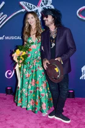 08 August 2025 - Nashville, Tennessee. - . Ã¢â‚¬oeDolly: A True Original MusicalÃ¢â‚¬Â Nashville Premiere. USA - ZUMAa123 20250808_zaa_a123_044 Copyright: xDara-MichellexFarrx