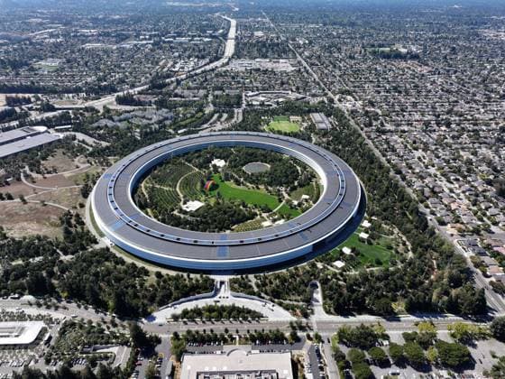 Apple Headquarters in Cupertino of California CUPERTINO, CALIFORNIA, UNITED STATES - SEPTEMBER 10: A view of Apple Park in the corporate headquarters of Apple Inc. in Cupertino, California, United States on September 10, 2024. California United States. Editorial use only. Please get in touch for any other usage.  Copyright: x2025xAnadoluxTayfunxCoÅükunx