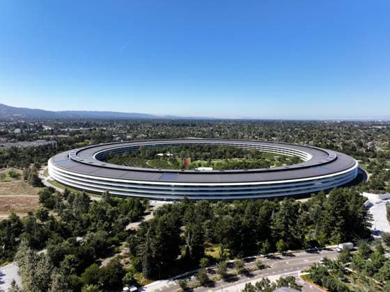 Apple Headquarters in Cupertino of California CUPERTINO, CALIFORNIA, UNITED STATES - SEPTEMBER 10: A view of Apple Park in the corporate headquarters of Apple Inc. in Cupertino, California, United States on September 10, 2024. California United States. Editorial use only. Please get in touch for any other usage.  Copyright: x2025xAnadoluxTayfunxCoÅükunx