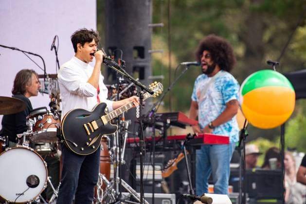 Outside Lands Music Festival 2025 - Day 2 Vampire Weekend performs at Outside Lands at Golden Gate Park on August 09, 2025 in San Francisco, California. San Francisco Golden Gate Park California USA Copyright: xAnniexLesser imageSPACEx