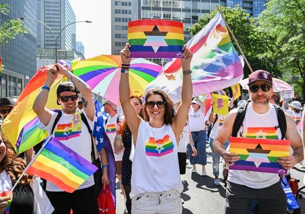 August 10, 2025, Montreal, Pq, Canada: Jewish LGBTQ groups take part in the Pride parade in Montreal, Sunday, August 10, 2025. Montreal Canada  - ZUMAc35_ 20250810_zaf_c35_002 Copyright: xGrahamxHughesx