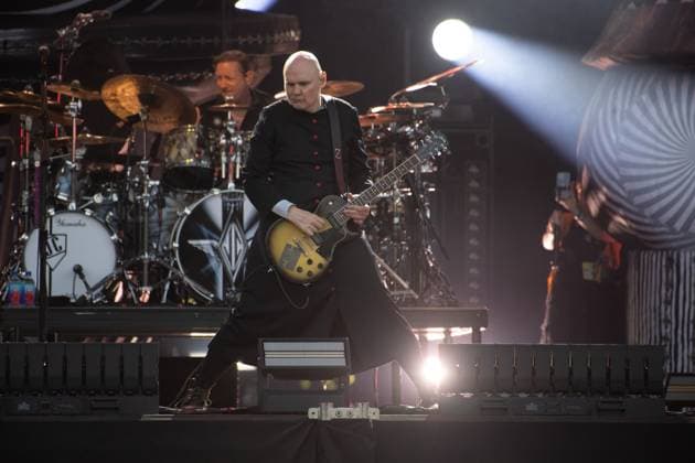 Entertainment Themen der Woche KW32 The Smashing Pumpkins Perform at Gunnersbury Park, London Lead singer Billy Corgan and drummer Jimmy Chamberlin of The Smashing Pumpkins headlines Gunnersbury Park, London, England, UK on Sunday 10 August 2025., Credit:Justin Ng Avalon UK, England, London, Gunnersbury Park  Copyright: xJustinxNgx xAvalonx 1028749548