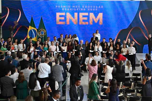 BRASiLIA, DF - 11.08.2025: PRESIDENTE LULA ENTREGA PRÃªMIO MEC - This Monday (11) President Lula da Silva will participate in the ceremony to present the MEC Prize for Brazilian Education at the Planalto Palace. x2785310x  TonxMolina