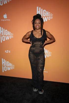 August 11, 2025, New York, United States: Gabby Beans attends the Highest 2 Lowest New York Premiere at Brooklyn Academy of Music. New York United States - ZUMAs197 20250811_aaa_s197_240 Copyright: xRonxAdarx