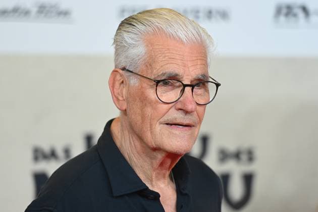 Sky DU MONT (Schauspieler), Einzelbild,angeschnittenes Einzelmotiv,Portraet,Portrait,Porträt Filmpremiere DAS KANU DES MANITU am 12.08.2025 im Mathaeser Kino in Muenchen.