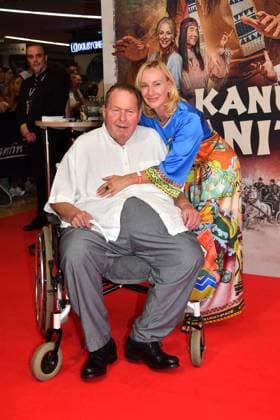 Ottfried Fischer und Simone Fischer bei der öDas Kanu des Manitu Film Premiere am 12.08.2025 in Muenchen öDas Kanu des Manitu Filmpremiere in Muenchen