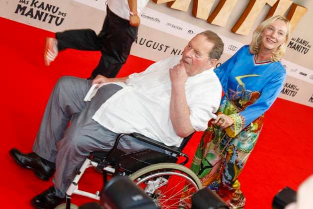 Weltpremiere Das Kanu des Manitu in München München, 12.8.2025 Ottfried Fischer und Ehefrau Simone Brandlmeier bei der Weltpremiere von Das Kanu des Manitu im im Mathäser Filmpalast in München Bayern Copyright: xMatthiasxGränzdörferx