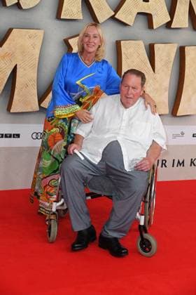 Ottfried Fischer mit Ehefrau Simone Fischer bei der Weltpremiere des Kinofilms DAS KANU DES MANITU im Mathäser Filmpalast in München am 12.08.2025