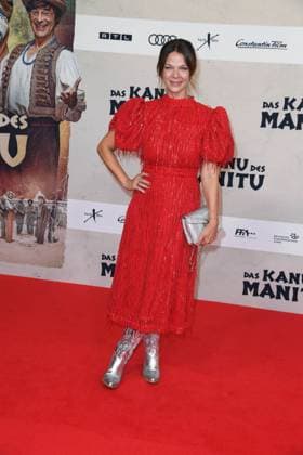 Jessica Schwarz bei der Weltpremiere des Kinofilms DAS KANU DES MANITU im Mathäser Filmpalast in München am 12.08.2025