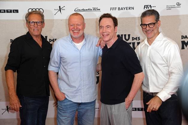 Christian Tramitz, Stefan Raab, Michael Bully Herbig, Rick Kavanian bei der Weltpremiere des Kinofilms DAS KANU DES MANITU im Mathäser Filmpalast in München am 12.08.2025