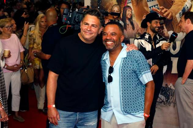 Paul Sedlmeir und Simon Pearce bei der Premiere des Kinofilms Das Kanu des Manitu im Mathäser Filmpalast. München, 12.08.2025