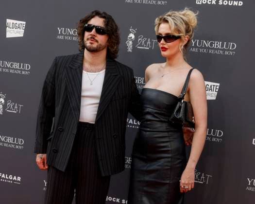 YUNGBLUD. Are You Ready, Boy? Premiere at the Vue in Leicester Square, London - 12 Aug 2025 Adam Warrington and Hattie Steel attend the YUNGBLUD. Are You Ready, Boy? Premiere at the Vue in Leicester Square. London United Kingdom Copyright: xCatxMorleyx xSOPAxImagesx Cat Morley_YUNGBLUD. Are You Ready, Boy_ Premiere_Adam Warrington and Hattie Steel_21392