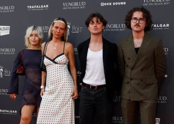 YUNGBLUD. Are You Ready, Boy? Premiere at the Vue in Leicester Square, London - 12 Aug 2025 Nieve Ella attends the YUNGBLUD. Are You Ready, Boy? Premiere at the Vue in Leicester Square. London United Kingdom Copyright: xCatxMorleyx xSOPAxImagesx Cat Morley_YUNGBLUD. Are You Ready, Boy_ Premiere_Nieve Ella_21499