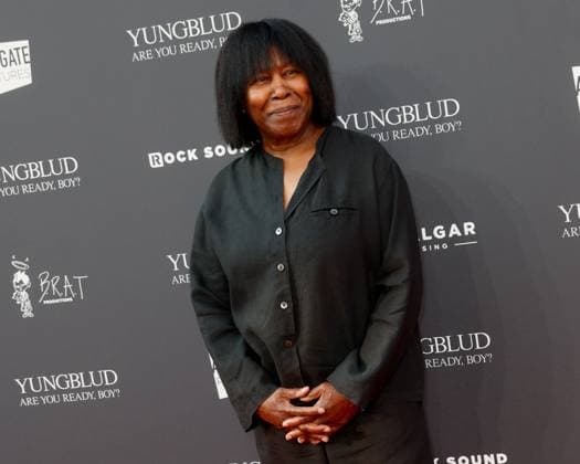 The Yungblud. Are You Ready, Boy? UK Premiere held at Vue Leicester Square in London - 12 Aug 2025 Joan Armatrading attends the Yungblud. Are You Ready, Boy? UK Premiere held at the Vue Leicester Square, London. London United Kingdom Copyright: xMarioxMitsisx xSOPAxImagesx MarioMitsis_Yungblud_Joan Armatrading-371932