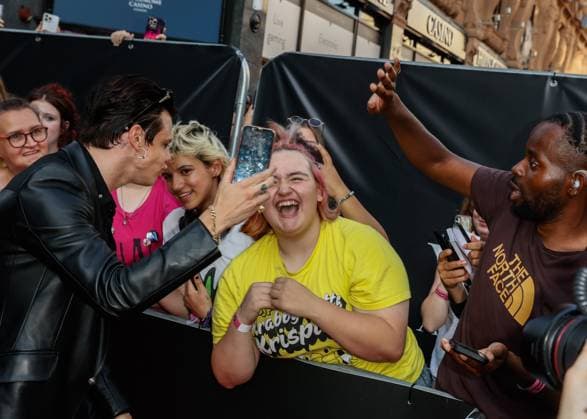 The Yungblud. Are You Ready, Boy? UK Premiere held at Vue Leicester Square in London - 12 Aug 2025 Dominic Harrison AKA Yungblud attends the Yungblud. Are You Ready, Boy? UK Premiere held at the Vue Leicester Square, London. London United Kingdom Copyright: xMarioxMitsisx xSOPAxImagesx MarioMitsis_Yungblud_Dominic Harrison AKA Yungblud-371966