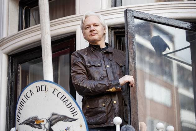 Wikileaks founder Julian Assange LONDON, UNITED KINGDOM (ARCHIVE): A file photo dates May 19,2017 shows Wikileaks founder Julian Assange speaking on the balcony of Ecuadorian embassy in London, England, where he has been taken asylum since 2012, after the Swedish authorities have announced that they dropped their investigation into rape allegations against him. Ingiltere World. Editorial use only. Please get in touch for any other usage.  Copyright: x2025xAnadoluxTolgaxAkmenx
