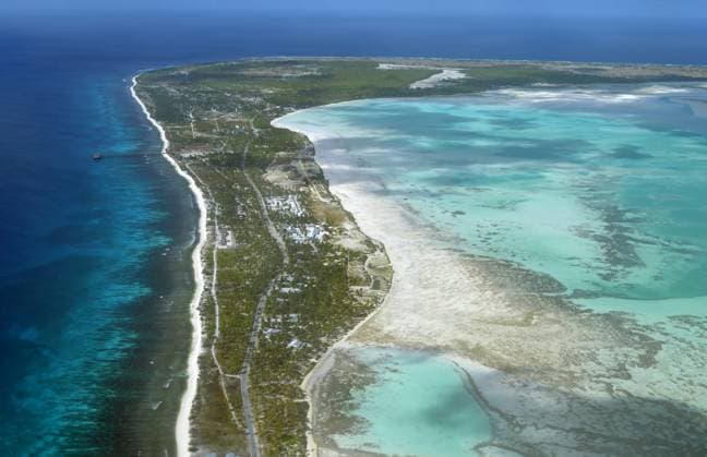 Vista aérea da Ilha de Christmas (Kiritimati), Kiribati Dec. 13, 2011 - Aerial view of Christmas Island (Kiritimati), Kiribati Copyright: xAndrexSealex-xVwpicsx
