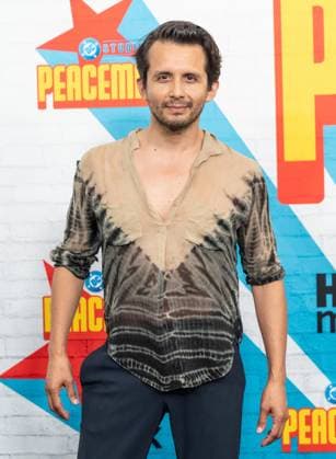 August 13, 2025, Bronx, New York, USA: Carlos Flores attends Premiere of HBO Max Peacemaker at AMC Lincoln Square in New York, NY on August 13, 2025. Bronx USA - ZUMAr339 20250813_znp_r339_044 Copyright: xLevxRadinx