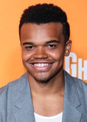 Los Angeles Special Screening Of Apple Original Films And A24 s Highest 2 Lowest Elijah Wright arrives at the Los Angeles Special Screening Of Apple Original Films And A24 s Highest 2 Lowest held at the Ted Mann Theater at the Academy Museum of Motion Pictures in Miracle Mile, Los Angeles, California, United States. Ted Mann Theater at the Academy Museum of Motion Pictures, Miracle Mile, Los Angeles, California, USA California United States  Copyright: xImagexPressxAgencyx originalFilename: collin-losangel250814_npKew.jpg