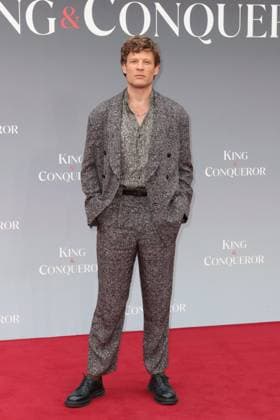 . 14 08 2025. London, United Kingdom. James Norton arriving at the King & Conqueror premiere in London.  xStephenxLockx xi-Imagesx IIM-26154-0001