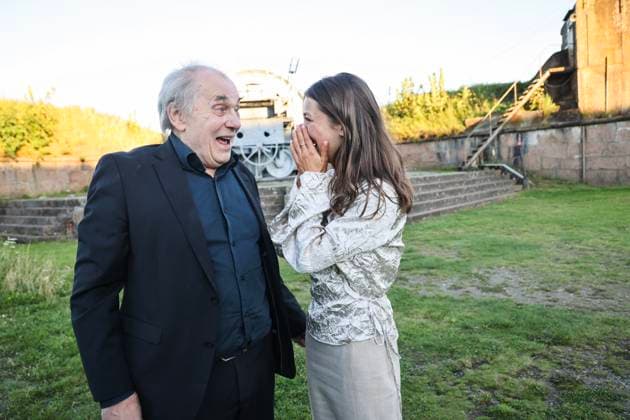 Forpremiere av filmen Blücher Oscarsborg 20250815. Skuespiller Bjorn Sundquist og Andrea Berntzen er invitert til utendors filmvisning av den nye norske storfilmen Blücher pa Oscarsborg festning. Foto: Geir Olsen NTB Oscarsborg Norge HJ9_1lcbLkY EDITORIAL USE ONLY Ref:_ENTHJ9_1lcbLkY.jpg Copyright: xGeirxOlsenx xNTBx