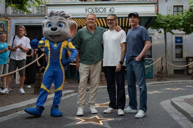 Das Kanu des Manitu, Premiere im Europa-Park Rust Kinopremiere, Das Kanu des Manitou, Michael Bully Herbig, Rick Kavanian, Christian Tramitz, Filmpremiere, Europa-Park, Voltron 4D, roter Teppich, Filmstart, Komödie, Westernparodie, Bullyparade, Schauspieler, Regisseur, Drehbuchautor, Presseevent, Sommerferien, Tourismus, Freizeitpark, Unterhaltung, Besucher, Medienereignis, Kinostart August 2025, deutsche Filmkomödie, Starauftritt, Fototermin, Rick Kavanian, Michael Herbig, Christian Tramitz Rust Europa Park Baden-Württemberg Deutschland Copyright: xFINLEYxMÖRCHx